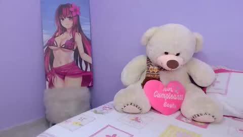 Snapshot of zara_cute18 chatting on 14, 11, 2025 Zara online show from 14, 11, 2025