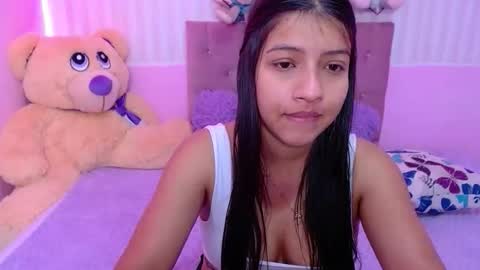 Snapshot of zara_cute18 chatting on 25, 11, 2025 Zara online show from 25, 11, 2025