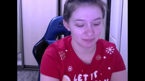 Snapshot of zara_golden chatting on 2, 1, 2025 chaturcum online show from 2, 1, 2025