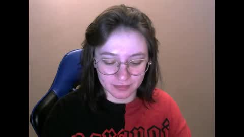 Snapshot of zara_golden chatting on 18, 2, 2025 chaturcum online show from 18, 2, 2025