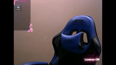 Snapshot of zara_golden chatting on 10, 3, 2025 chaturcum online show from 10, 3, 2025