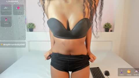 Snapshot of zarablaze22 chatting on 7, 10, 2025 Zara blaze online show from 7, 10, 2025