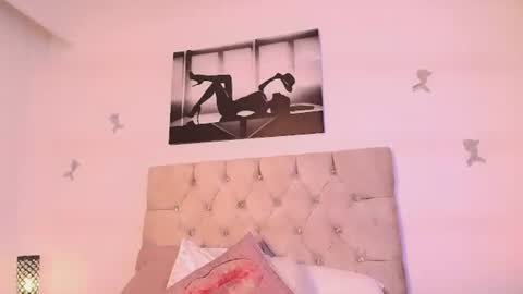 Snapshot of zaracampbell chatting on 7, 7, 2026 Zara online show from 7, 7, 2026