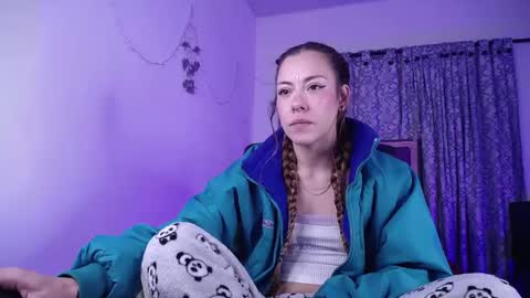 Zara online show from 8, 3, 2025