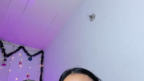 Snapshot of zaradulce chatting on 30, 12, 2024 Zara . online show from 30, 12, 2024