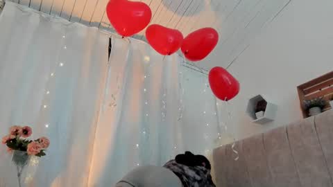 Snapshot of zaradulce chatting on 20, 2, 2025 Zara . online show from 20, 2, 2025
