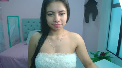 Snapshot of zarah_torres chatting on 11, 12, 2024 Zarah online show from 11, 12, 2024