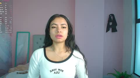 Snapshot of zarah_torres chatting on 7, 1, 2025 Zarah online show from 7, 1, 2025