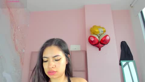 Snapshot of zarah_torres chatting on 31, 10, 2025 Zarah online show from 31, 10, 2025