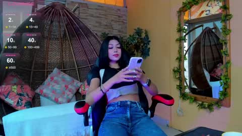 Snapshot of zaralim chatting on 5, 2, 2025 Zara Lim online show from 5, 2, 2025