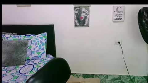 Snapshot of zaray_45bella chatting on 11, 1, 2025 zaray online show from 11, 1, 2025