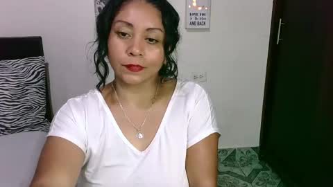 Snapshot of zaray_45bella chatting on 6, 3, 2025 zaray online show from 6, 3, 2025