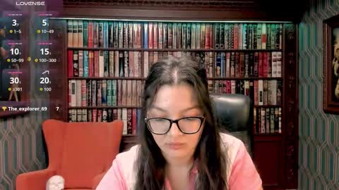 Zarifa online show from 10, 10, 2025