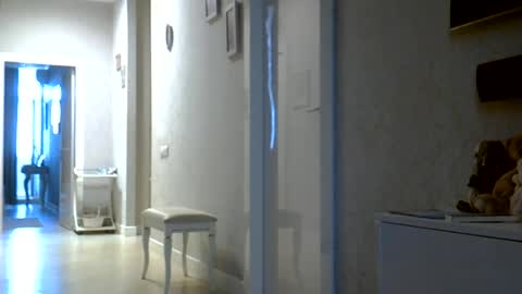 Snapshot of zarinaswift chatting on 20, 6, 2026 Zarina Swift online show from 20, 6, 2026