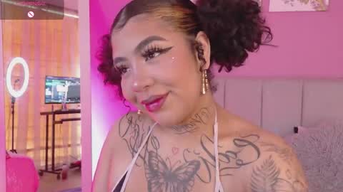 Snapshot of zaya_1 chatting on 23, 10, 2025 zaya_1 online show from 23, 10, 2025