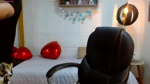 Snapshot of zayn_clausen chatting on 13, 4, 2026 zayn_clausen online show from 13, 4, 2026