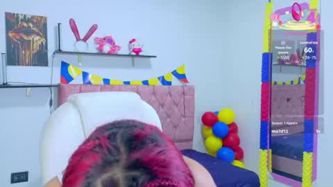 Snapshot of zayuryy chatting on 4, 7, 2026 zayuryy online show from 4, 7, 2026