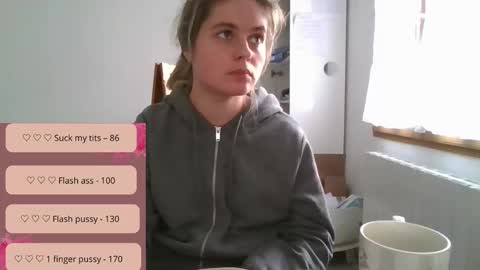 Snapshot of zazbella chatting on 2, 2, 2026 zazbella online show from 2, 2, 2026