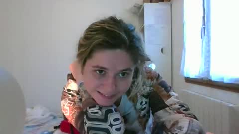 Snapshot of zazbella chatting on 25, 2, 2026 zazbella online show from 25, 2, 2026