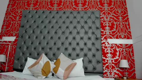 Karolyne online show from 8, 2, 2025