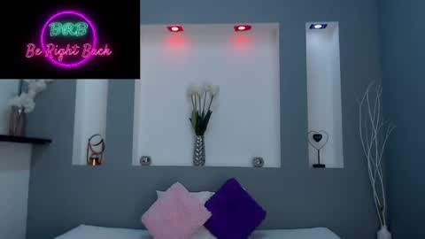 Karolyne online show from 7, 3, 2025