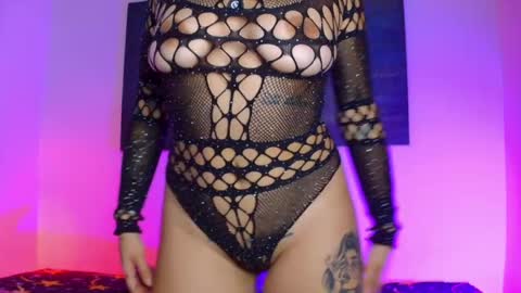 Snapshot of zean_lee chatting on 3, 6, 2026 Karolyne online show from 3, 6, 2026