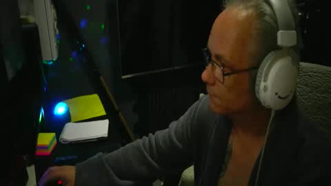 Mike online show from 10, 5, 2026