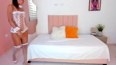 Snapshot of zeendaya__ chatting on 1, 5, 2026 zeendaya online show from 1, 5, 2026