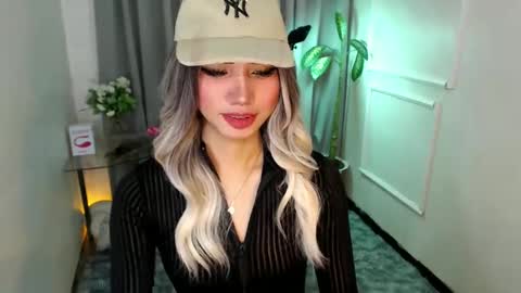 zelainalovetocum online show from 11, 2, 2025