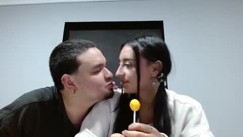 Snapshot of zelda_kuro chatting on 16, 11, 2025 Zelda And Kuro online show from 16, 11, 2025