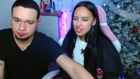 Snapshot of zelda_kuro chatting on 23, 11, 2025 Zelda And Kuro online show from 23, 11, 2025