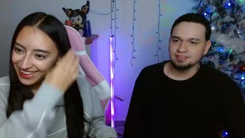 Snapshot of zelda_kuro chatting on 2, 12, 2025 Zelda And Kuro online show from 2, 12, 2025