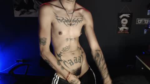 Snapshot of zeldrissss chatting on 16, 11, 2025 Zeldris online show from 16, 11, 2025