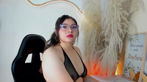 Zelene   online show from 20, 10, 2025