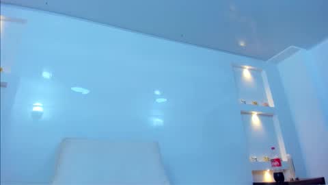 Zenda Evans online show from 29, 9, 2025