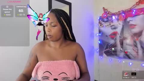 Snapshot of zendaya_wilson1 chatting on 28, 10, 2025 Zendaya Wilson online show from 28, 10, 2025