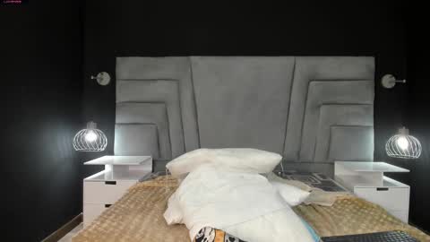 ZEPHYRA ANGELS online show from 11, 2, 2025