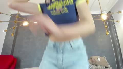 ZEPHYRA ANGELS online show from 2, 12, 2025