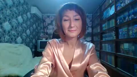 Snapshot of zerilane chatting on 30, 11, 2025 Elena online show from 30, 11, 2025