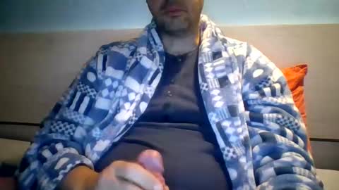 Snapshot of zeus00811 chatting on 5, 12, 2024 zeus online show from 5, 12, 2024