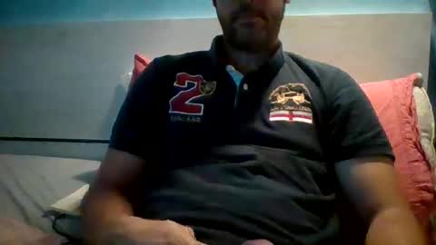 Snapshot of zeus00811 chatting on 13, 9, 2025 zeus online show from 13, 9, 2025