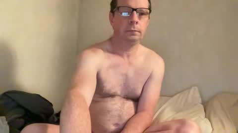 Snapshot of zgibnam chatting on 20, 10, 2025 zgibnam online show from 20, 10, 2025