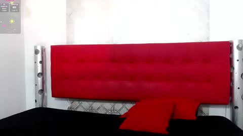 ZHAMIRA  ANDRES online show from 4, 2, 2025