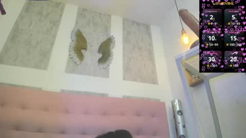 ZHAMIRA  ANDRES online show from 13, 4, 2026