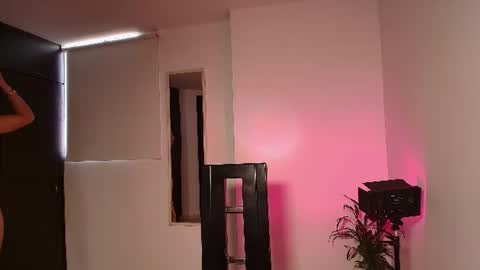 Snapshot of zhara_11 chatting on 12, 7, 2026 Zhara online show from 12, 7, 2026