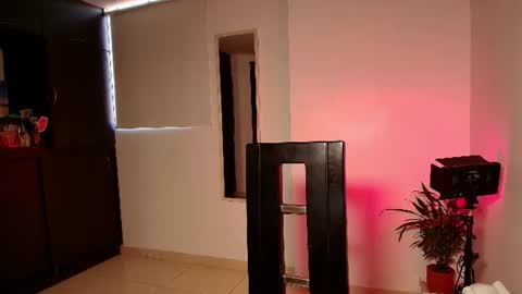 Snapshot of zhara_11 chatting on 28, 7, 2026 Zhara online show from 28, 7, 2026