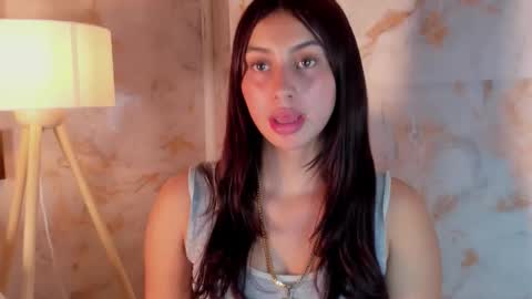 Snapshot of zharyt_18 chatting on 26, 9, 2025 Sharit Robins online show from 26, 9, 2025