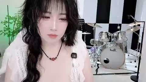 Snapshot of zhen0 chatting on 23, 9, 2025 zhen online show from 23, 9, 2025