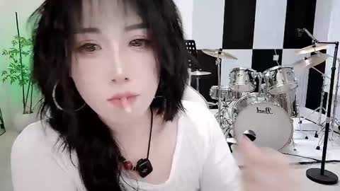 Snapshot of zhen0 chatting on 25, 9, 2025 zhen online show from 25, 9, 2025