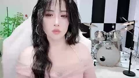 Snapshot of zhen0 chatting on 7, 10, 2025 zhen online show from 7, 10, 2025